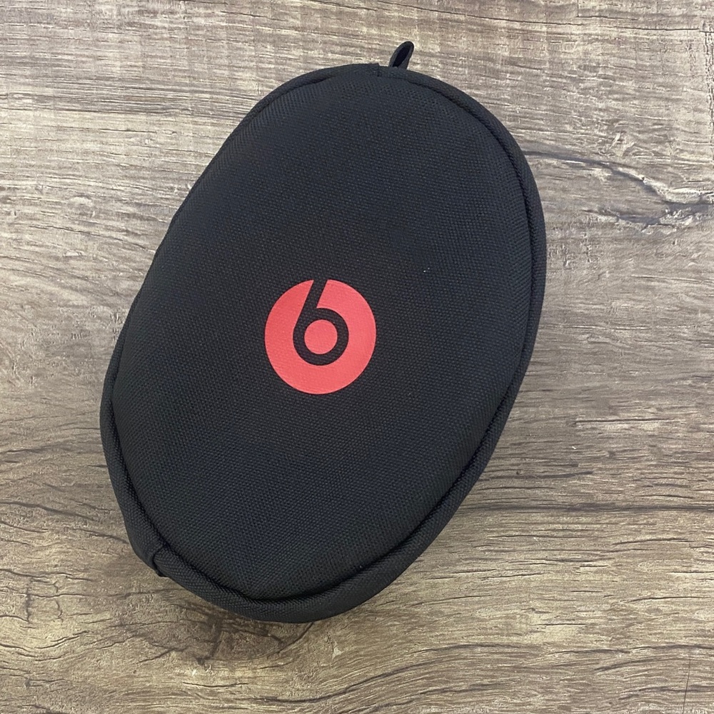 Beats Black and Red Carrying Case